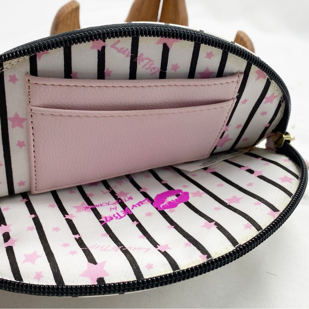 Betsey Johnson White Luv Kitty Cat Kitten Wristlet Wallet Coin Purse NEW NWT - Picture 4 of 6